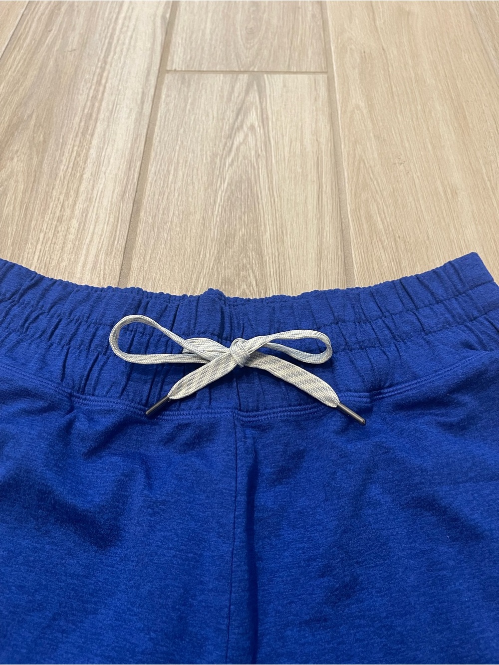 Vuori Halo Performance High Rise Shorts 2.0 Copenhagen Blue 3” Sz L VW3062 - Picture 6 of 8